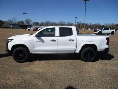 2025 Chevrolet Colorado WT