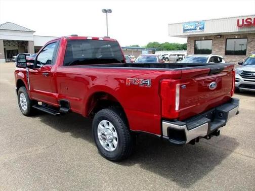 2023 Ford F-250 XLT