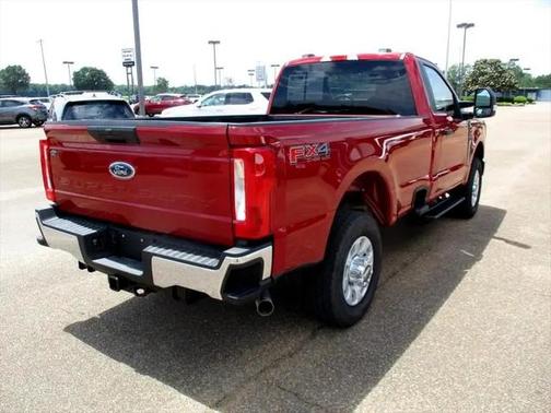 2023 Ford F-250 XLT
