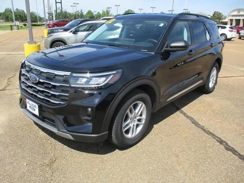 Agate Black Metallic 2025 Ford Explorer Active