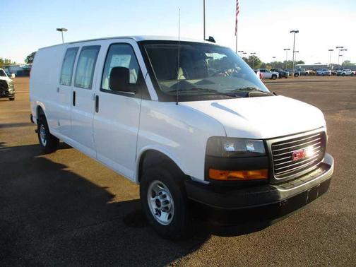 2025 GMC Savana 2500 Work Van