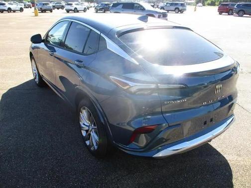 Ocean Blue Metallic 2026 Buick Envista Avenir FWD