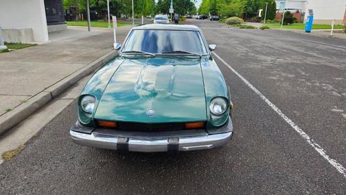 Green 1976 Datsun 280Z