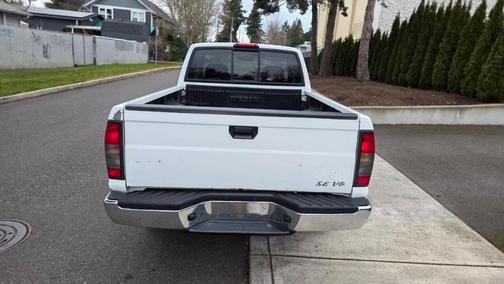 2000 Nissan Frontier XE King Cab