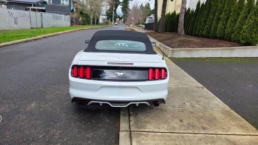 2015 Ford Mustang EcoBoost Premium