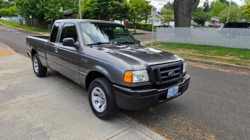 Gray 2005 Ford Ranger XLT