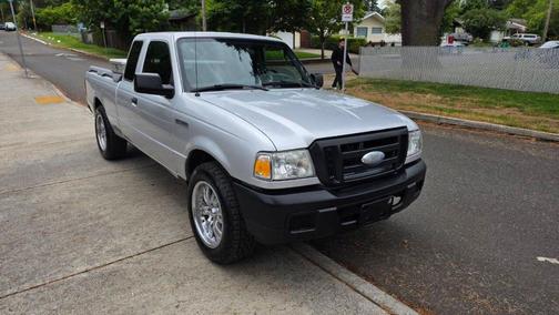 Gray 2007 Ford Ranger XLT