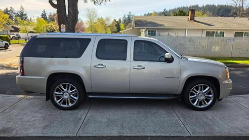 2007 GMC Yukon XL 1500 Denali