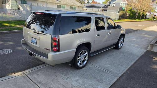 2007 GMC Yukon XL 1500 Denali
