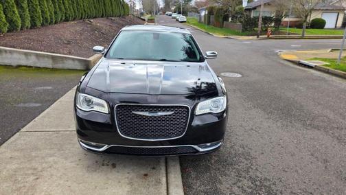 2016 Chrysler 300C Base