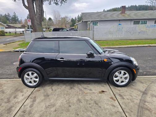 2010 MINI Cooper 
