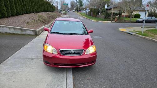 2005 Toyota Corolla LE