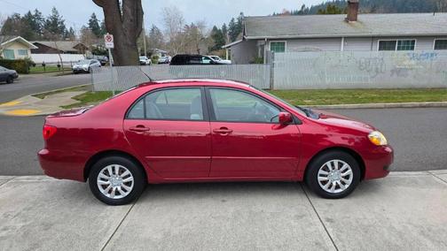 2005 Toyota Corolla LE