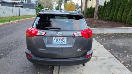 2013 Toyota RAV4 LE