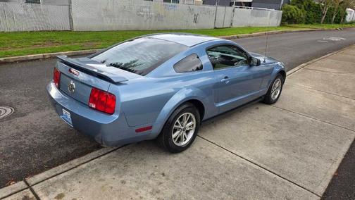Blue 2005 Ford Mustang Premium