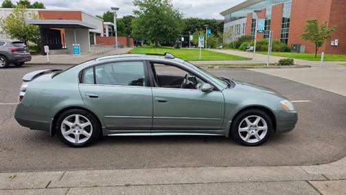 Mystic Emerald 2003 Nissan Altima 3.5 SE