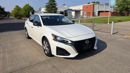 Glacier White 2024 Nissan Altima 2.5 S