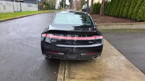 2014 Lincoln MKZ Base