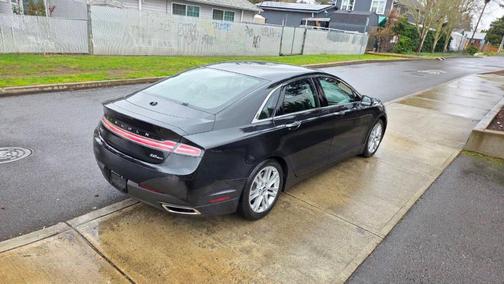2014 Lincoln MKZ Base