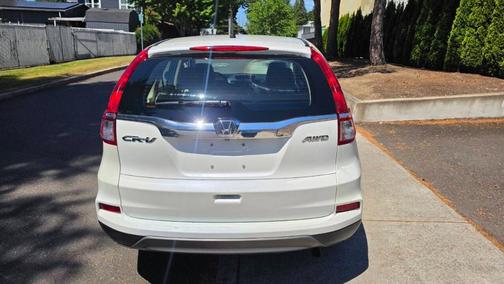 White 2016 Honda CR-V LX