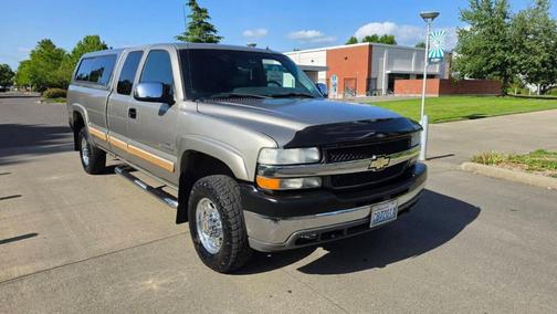 Gold 2001 Chevrolet Silverado 2500 LT H/D Extended Cab