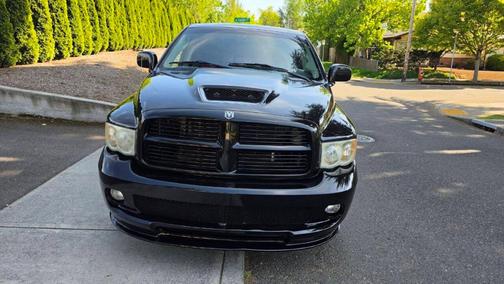 Black 2004 Dodge Ram 1500 BASE