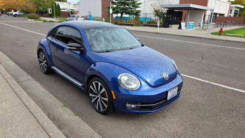 2013 Volkswagen Beetle TURBO W/ SUNROOF SOUND AND NAVIGATION ENDS 1/13