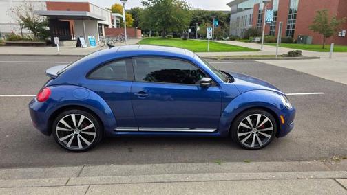 2013 Volkswagen Beetle TURBO W/ SUNROOF SOUND AND NAVIGATION ENDS 1/13