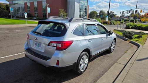 2015 Subaru Outback 2.5i