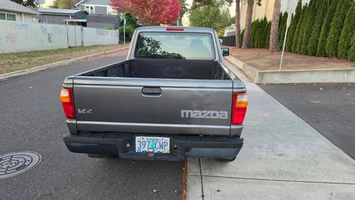 Dark Titanium 2006 Mazda B4000 Cab Plus