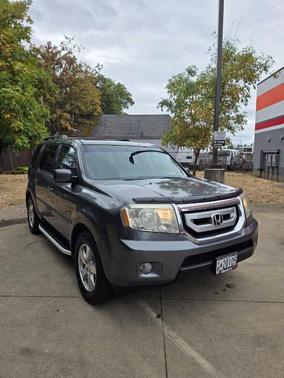 2011 Honda Pilot EX-L w/ Navigation