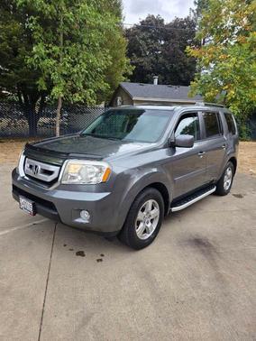 2011 Honda Pilot EX-L w/ Navigation