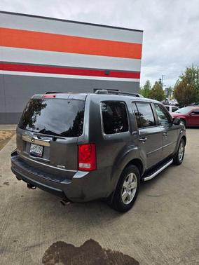 2011 Honda Pilot EX-L w/ Navigation