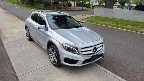 Gray 2015 Mercedes-Benz GLA-Class GLA 250 4MATIC
