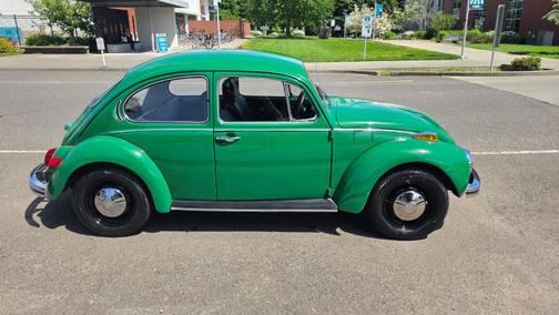 Green 1971 Volkswagen Beetle (Pre-1980)