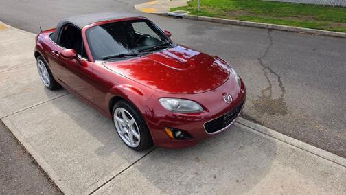 2010 Mazda MX-5 Miata Touring
