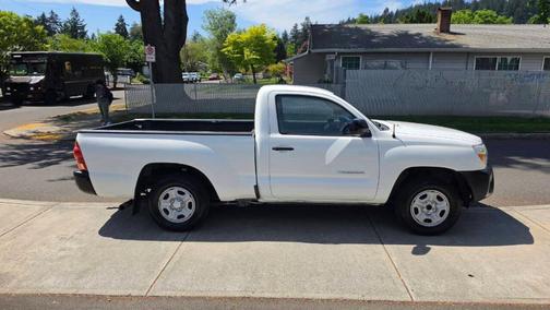 White 2014 Toyota Tacoma Base