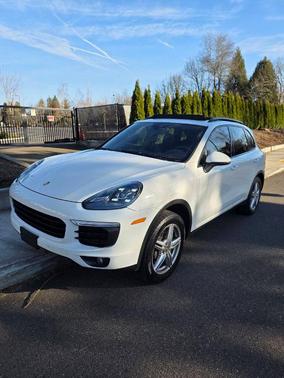 2016 Porsche Cayenne Base