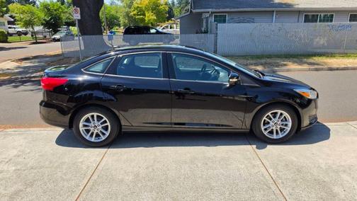 Black 2017 Ford Focus SE