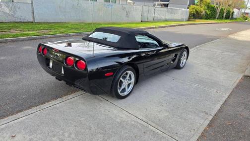 Black 2000 Chevrolet Corvette