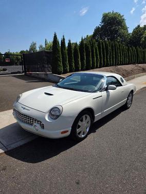 2002 Ford Thunderbird Deluxe