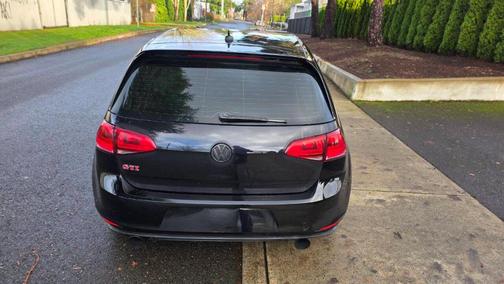 2016 Volkswagen Golf GTI SE W/PERFORMANCE PACKAGE