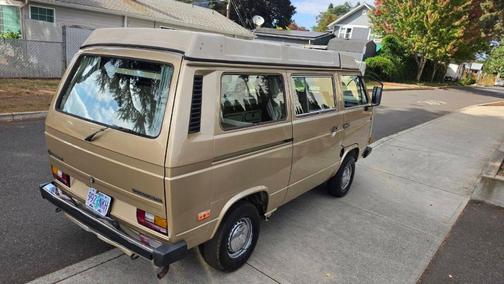 Brown 1985 Volkswagen Vanagon Campmobile