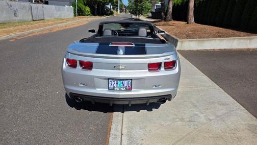 Gray 2011 Chevrolet Camaro 2SS