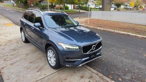 Blue 2018 Volvo XC90 T5 Momentum