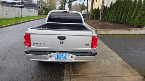 Gray 2006 Dodge Dakota SLT
