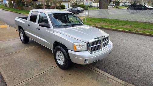 Gray 2006 Dodge Dakota SLT