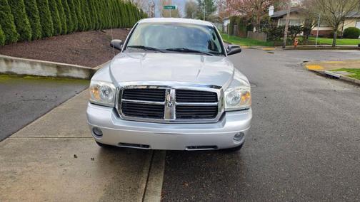 Gray 2006 Dodge Dakota SLT