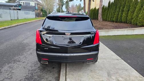 2017 Cadillac XT5 Luxury