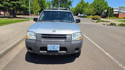 Silver Ice Metallic 2002 Nissan Frontier XE Crew Cab